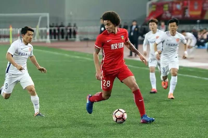  阿森纳青年军崛起，U23小将斩获首球  